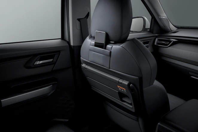 Smartphone Pocket di Bagian Belakang Kursi